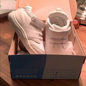 Stride rite toddler sneakers- white 4.5m